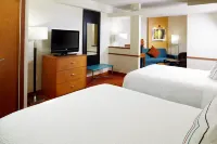 Fairfield Inn & Suites Pittsburgh Neville Island Hotels in Coraopolis