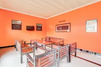 Collection O Hotel Indah Near Hotels in West Pekalongan