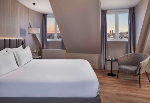 NH 파리 가르 드 레스트