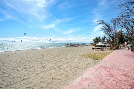 Genteel Home Guadalmansa Beach