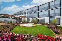 Mónaco Suites & Garden