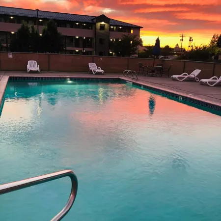 Sugarloaf Mountain Motel