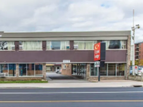 Econo Lodge Downtown Hotels in Ottawa