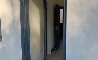 High Wycombe - 1Bed Apartment - Sleeps 3 - Parking