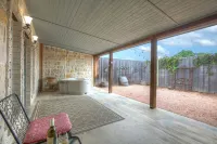 Unit 2 - Bordeaux Gare Saint-jean Hotels in Stonewall