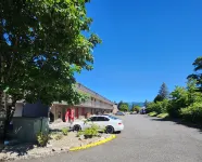 Columbia Gorge Inn - Parking
