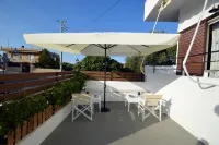 Koukounari Rooms - parcheggio