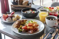 Radisson Red Helsinki - breakfast