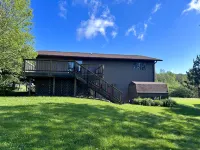 Cinnebar Hideaway ~ Private & Close to Ski Hills!