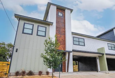 Amazing 3Br 2BA Only 5 Mins from Downtown