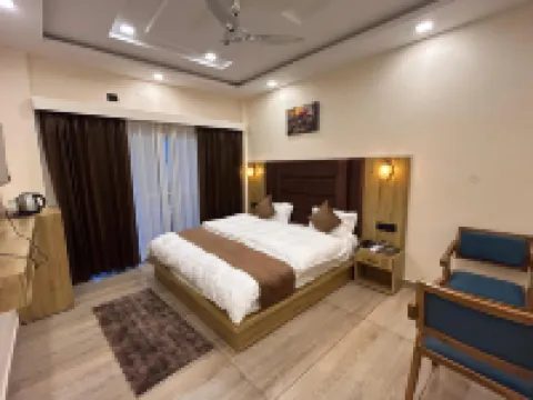 Peepal Hotel And Restaurant Hotels near Khal