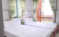 Sunrise Guesthouse Hotels in 