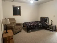 Quiet Spacious 5-Bedroom House or Crafting Retreat in Chilton, WI!