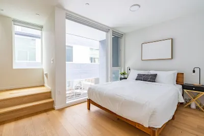 Modern Cap Hill Townhouse w/ Rooftop Deck Hotel a 