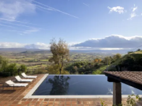TheVagar Hotels in Belmonte