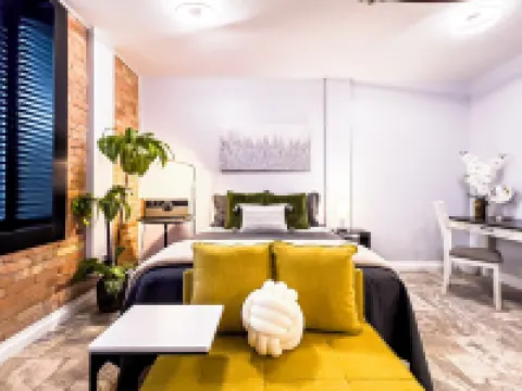 Incredible Downtown Apartment W/ Views & Desk @ the Virginia Grand -Downtown IF Hotels in 