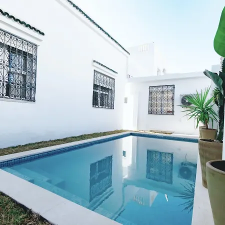 Villa Bord de Mer Piscine Chauff e et Terrasse