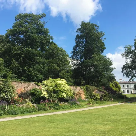 Ballyscullion Park Courtyard Cottages