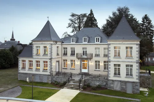 Manoir le Carillon DOr Hotels in Maubeuge