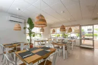 Camping Tres Estrellas Mediterráneo Hotels in Moncofa