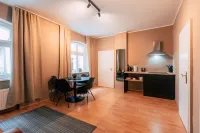 Luga Homes - Chausseehaus - Homestays