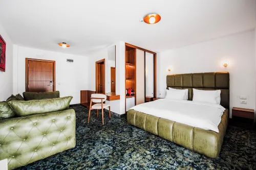 Alexander Resort