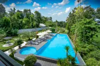 Nirvana Hotel Resort Tetebatu - pet friendly