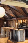 Awol Stowe - bar