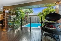 Modere - Pool Entertainer Child Pet