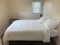 Cozy city cottage, one floor, covered porches, quiet neighborhood