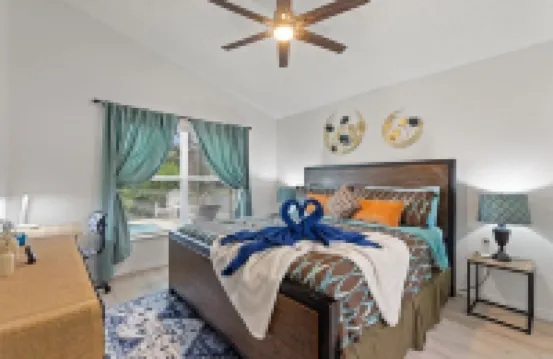 Luxurious 3Br/2BA: Private Heated Pool , Golf Views , Near Disney  & Legoland