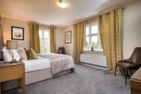 The Howbeck & the Retreat Incl Off-Site Health Club and Parking EV Point Available Hotels in Windermere