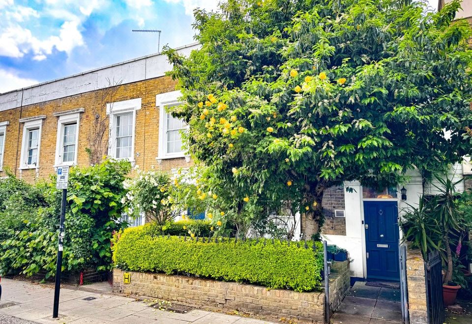 Why Rent a Flat? Historic Victorian Cottage