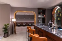 Radisson Blu Hotel, Amman Galleria Mall - С баром