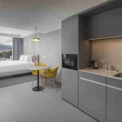 Holiday Inn Express & Suites Sion Rooms