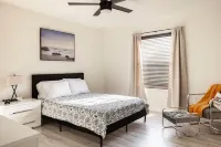 Modern 4 Bdr Home near Tradition Town Center Hotels near 7-Eleven