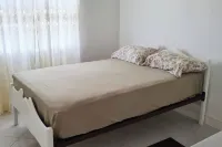 Tranquil 3-Bedroom House With AC In St James