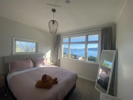 Amazing views! 5 mins to beach Отели рядом с достопримечательностью «Ларнч Касл»