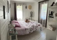 Beautiful Location on the Lake Heated Pool Jacuzzi Air Conditioning and Bicycles Hotels in der Nähe von La Rive