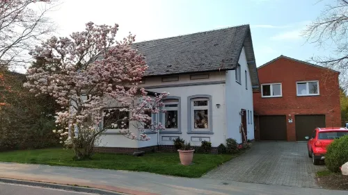 Quiet, spacious apartment, with terrace, WiFi, no tourist tax