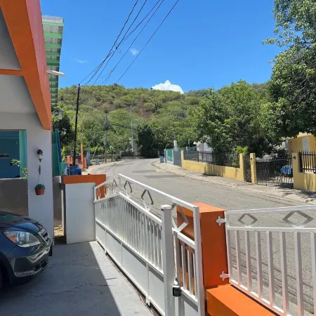 La parguera 3 bed 1 bath 1 min walk from el "Poblado" restaurant, bars