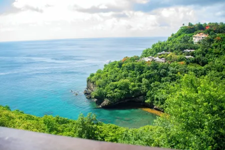 Dream Caribbean Sea View Luxurious  Studio, Marigot, Saint Lucia Отели в г. Soucis