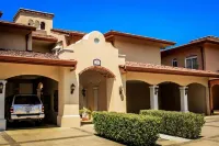 Los Sueños Impeccable, Spacious 2+2 Condo Hotels in 