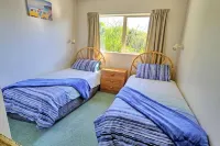 DAVINAS - Beach-front Holiday Apartment Hotels in 