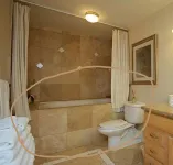 Maui Rainbows And Waves! ~Gorgeous Oceanfront!  ~ 2 Bdrm ~Corner Unit with A/C