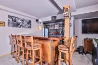 The Lodge at Johnson Lake - Winter Special 35% off month / 25% off weekly