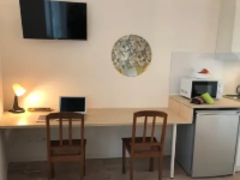 Cozy and bright studio for 2