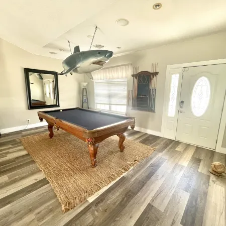 Boaters Waterfront Paradise. Dock included! Now with StarLink Wifi