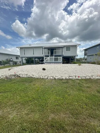 Direct Gulf Access Island Retreat - Boat Lift, No Bridges, Convenient Location!