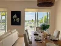 Neat 2 Bedroom apartment